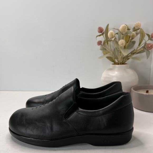 SAS Viva Leather Slip On Walking Loafer Black Women's 10W Buttery Soft - Picture 1 of 11